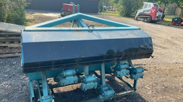 Soil-Reliever-60-Tractor-Mounted-PTO-Driven-Aerator-4-800×600-1