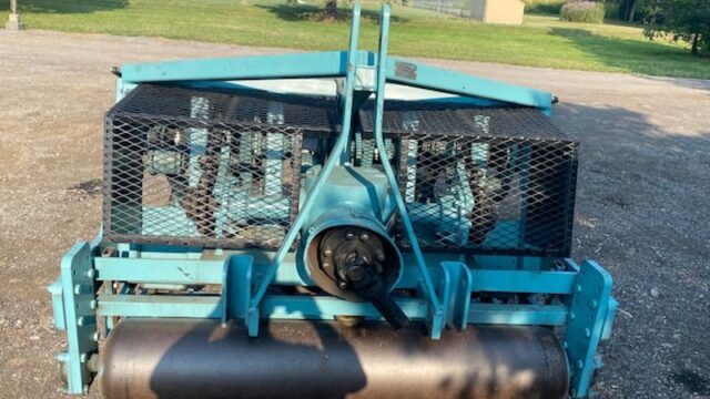 Soil-Reliever-60-Tractor-Mounted-PTO-Driven-Aerator-6-800×600-1