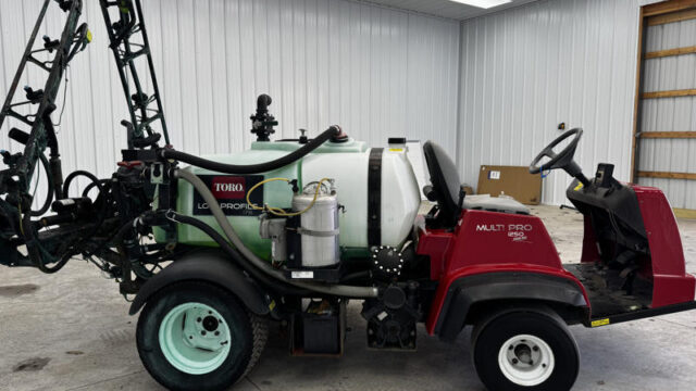 Toro-1250-Multi-Pro-Turf-Sprayer-2-800×600-1