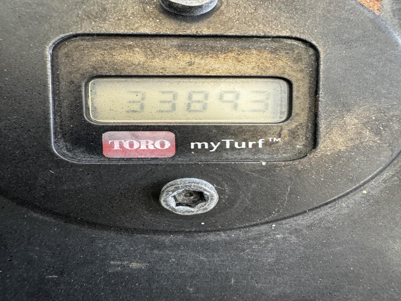 Toro-1250-Multi-Pro-Turf-Sprayer-7-800×600-1
