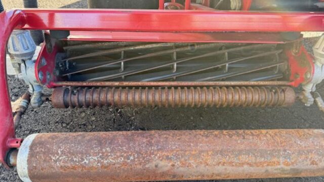 Toro-Greensmaster-3150-Gas-2WD-Greens-Mower-5-800×600-1-1
