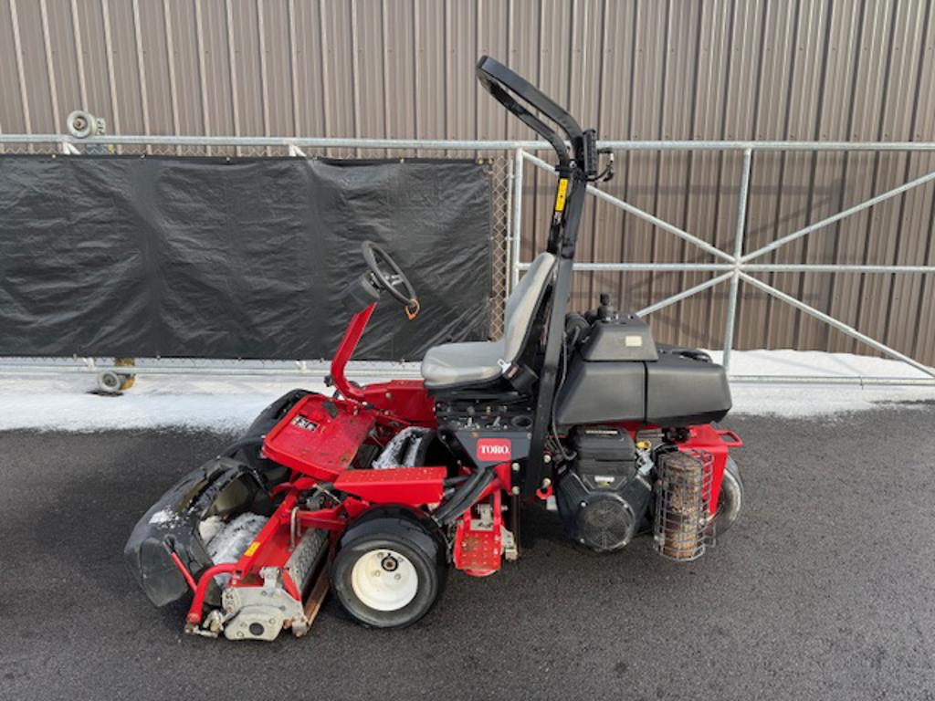 Toro-Greensmaster-3150-Gas-2WD-Greensmower-2-1024×768-1-1
