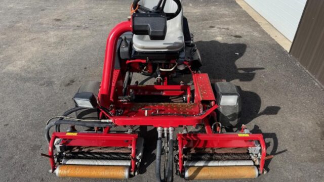 Toro-Greensmaster-3150-Gas-2WD-Greensmower-4-1024×768-1