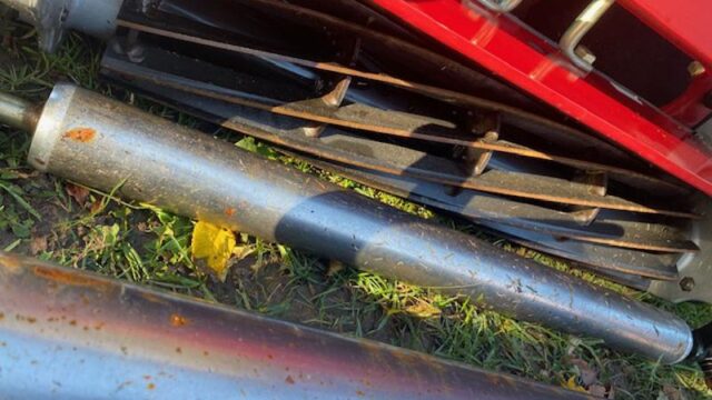 Toro-Greensmaster-3150-Q-2WD-Greens-Mower-8-800×600-1
