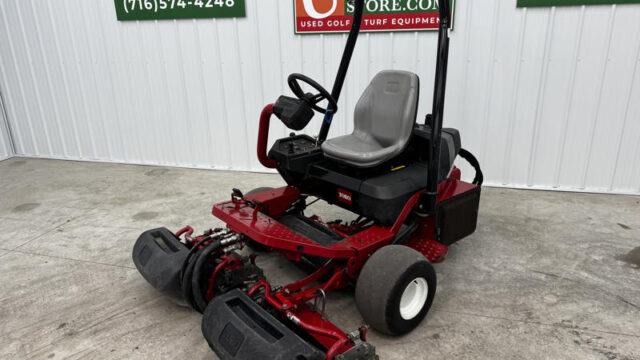 Toro-Greensmaster-3250-Diesel-3WD-Greensmower-4-800×600-1
