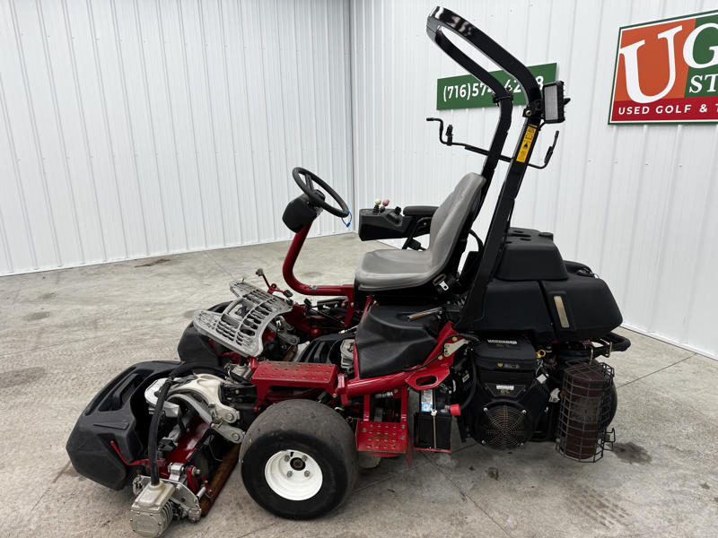 Toro-Greensmaster-3320-Hybrid-3WD-Gas-w_-Electric-Reels-5-800×600-1