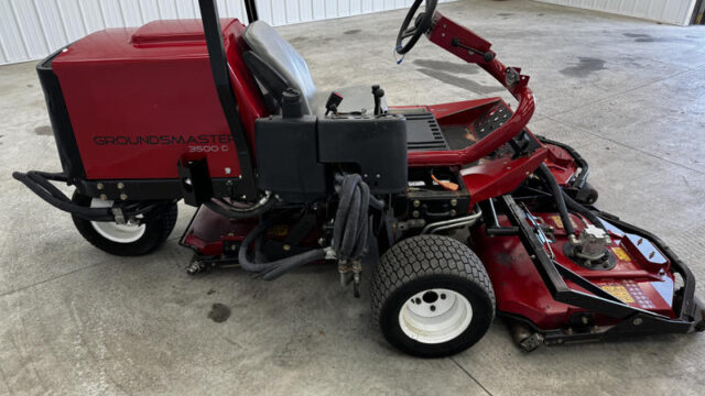 Toro-Groundsmaster-3500-Diesel-3WD-Contouring-Mower-2-800×600-1