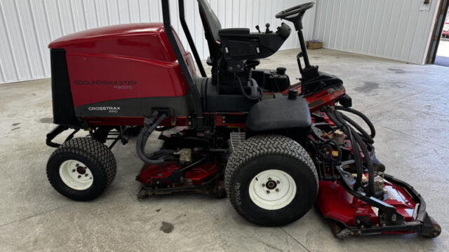 Toro-Groundsmaster-4300-Diesel-4WD-Contouring-Rotary-Mower-4-800×600-1