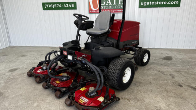 Toro-Groundsmaster-4300-Diesel-4WD-Contouring-Rotary-Mower-7-800×600-1