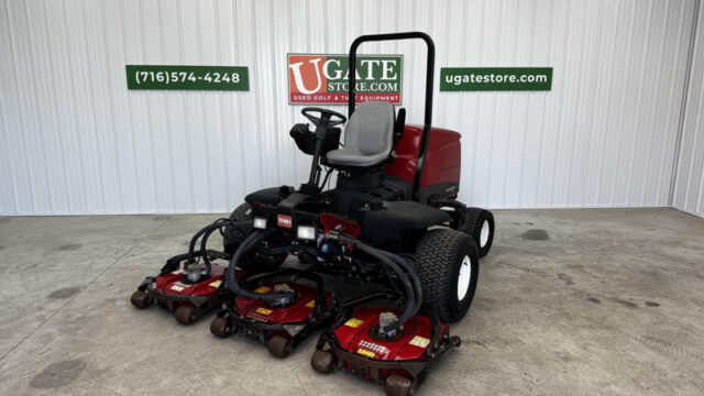 Toro-Groundsmaster-4300-Diesel-4WD-Contouring-Rotary-Mower-9-800×600-1