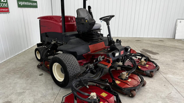 Toro-Groundsmaster-4500-Diesel-4WD-Contouring-Mower-1-800×600-1