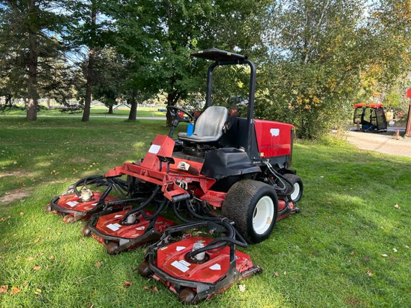 Toro-Groundsmaster-4500-Diesel-4WD-Contouring-Mower-1-800×600-1