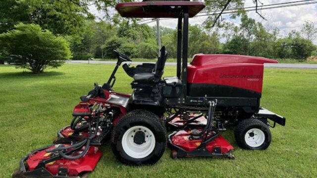 Toro-Groundsmaster-4500-Diesel-4WD-Contouring-Mower-2-800×600-1-2