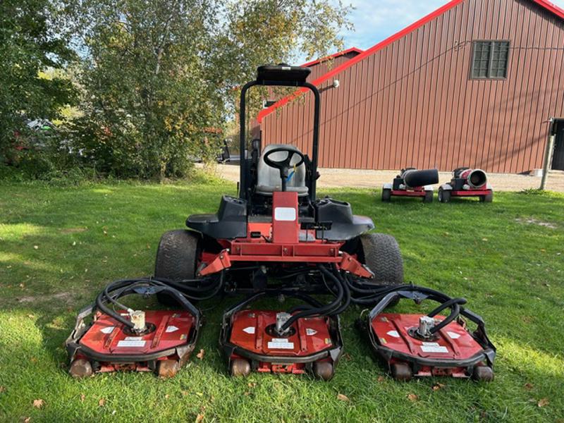 Toro-Groundsmaster-4500-Diesel-4WD-Contouring-Mower-2-800×600-1