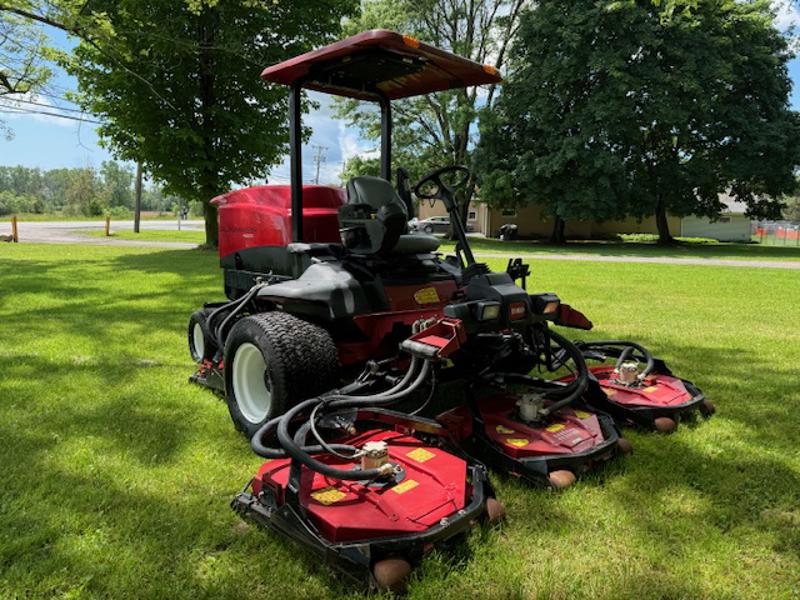 Toro-Groundsmaster-4500-Diesel-4WD-Contouring-Mower-4-800×600-1-2