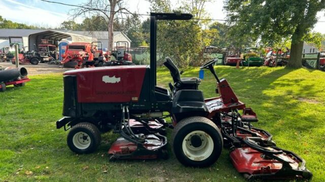 Toro-Groundsmaster-4500-Diesel-4WD-Contouring-Mower-5-800×600-1