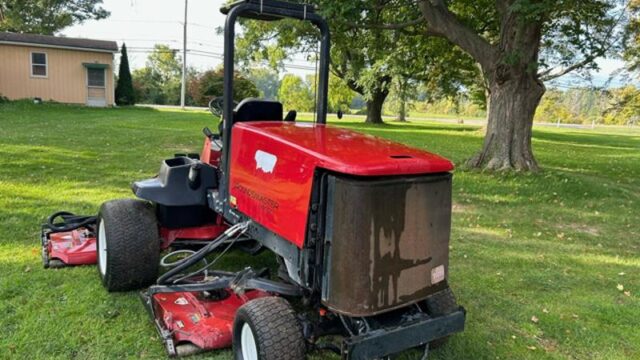 Toro-Groundsmaster-4500-Diesel-4WD-Contouring-Mower-6-800×600-1