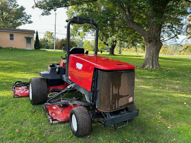 Toro-Groundsmaster-4500-Diesel-4WD-Contouring-Mower-6-800×600-1