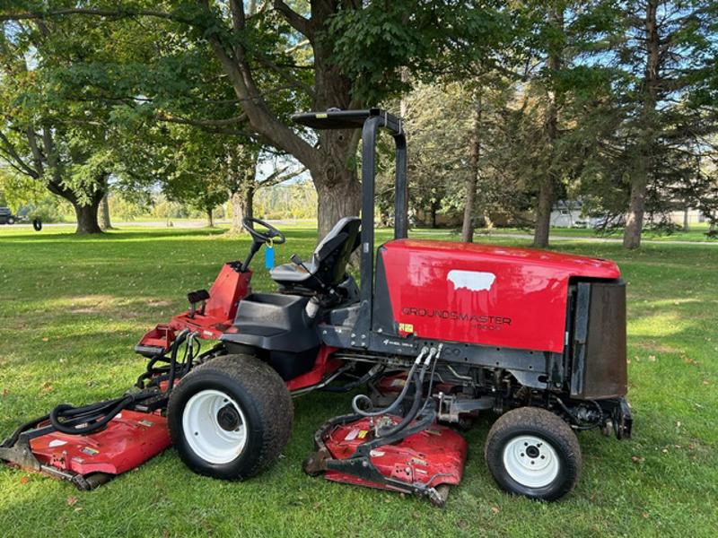 Toro-Groundsmaster-4500-Diesel-4WD-Contouring-Mower-7-800×600-1