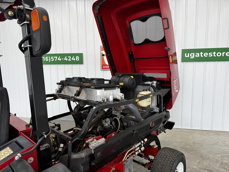 Toro-Groundsmaster-5900-Diesel-4WD-Wide-Area-Mower-10-800×600-1