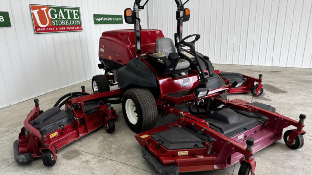 Toro-Groundsmaster-5900-Diesel-4WD-Wide-Area-Mower-4-800×600-1