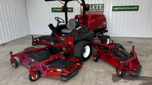 Toro-Groundsmaster-5900-Diesel-4WD-Wide-Area-Mower-8-800×600-1