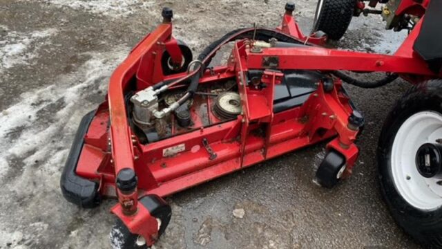 Toro-Groundsmaster-5900-Diesel-4WD-Wide-Area-Mower-9-800×600-1