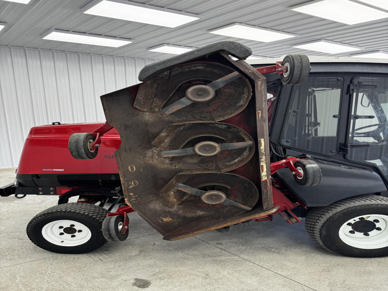 Toro-Groundsmaster-5910-Diesel-4WD-Climate-Controlled-Cab-Wide-Area-Mower-1-800×600-1