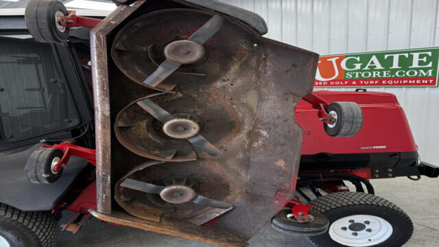 Toro-Groundsmaster-5910-Diesel-4WD-Climate-Controlled-Cab-Wide-Area-Mower-2-800×600-1