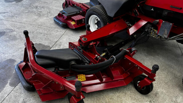 Toro-Groundsmaster-5910-Diesel-4WD-Climate-Controlled-Cab-Wide-Area-Mower-6-800×600-1