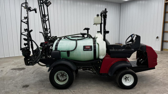 Toro-Multi-Pro-1750-Turf-Sprayer-8-1024×768-1