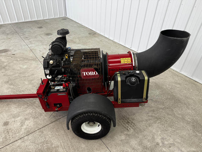 Toro-Pro-Force-Debris-Blower-3-800×600-1