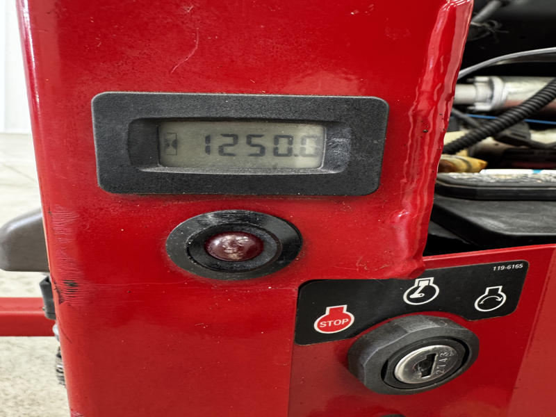 Toro-Pro-Force-Debris-Blower-7-800×600-1