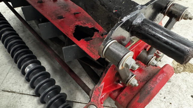 Toro-Reelmaster-3100-Diesel-3WD-Sidewinder-Triplex-Mower-7-800×600-1
