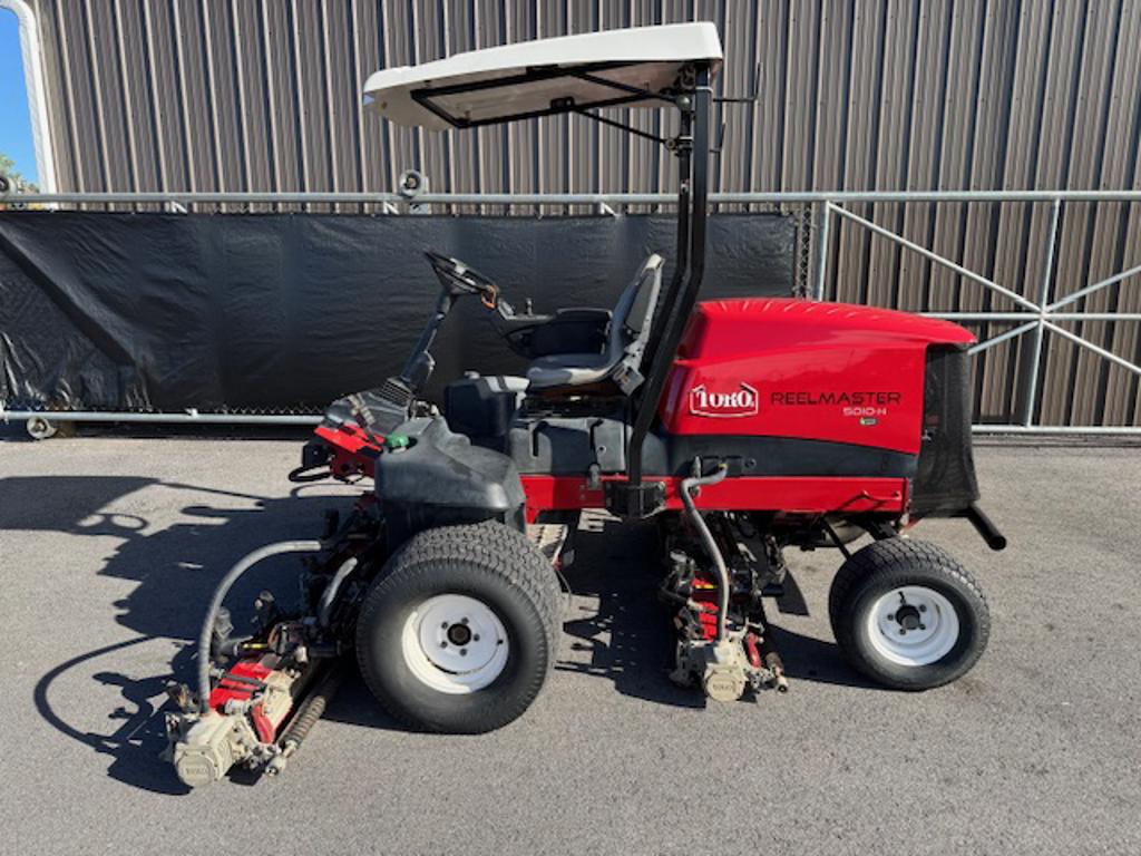 Toro-Reelmaster-5010H-Diesel-2WD-Hybrid-Electric-Reels-Fairwary-Mower-2-1024×768-1