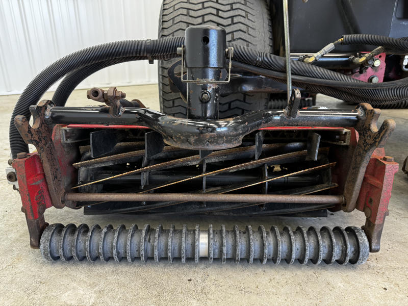 Toro-Reelmaster-5510-Diesel-2WD-Fairway-Mower-1-800×600-1-1