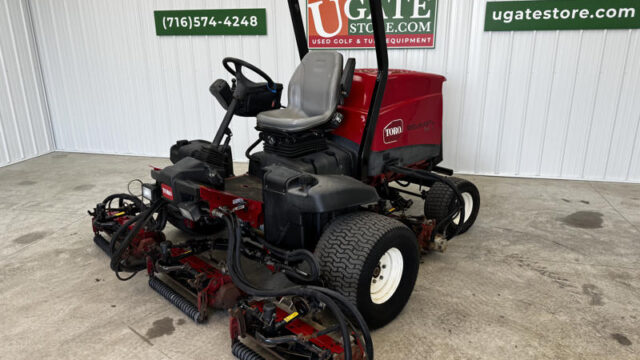 Toro-Reelmaster-5510-Diesel-2WD-Fairway-Mower-7-800×600-1
