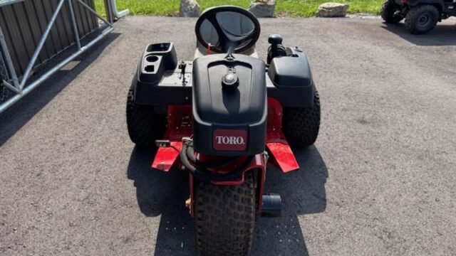 Toro-Sand-Pro-3040-3WD-Bunker-and-Field-Rake-1-800×600-1
