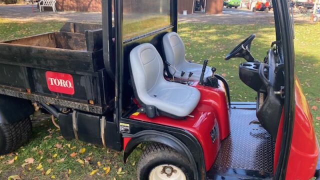 Toro-Workman-3200-Gas-2WD-Utility-Vehicle-3-800×600-1