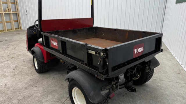 Toro-Workman-3200-Gas-2WD-Utility-Vehicle-6-800×600-1-1