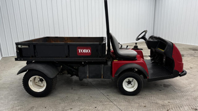 Toro-Workman-3200-Gas-2WD-Utility-Vehicle-8-800×600-1-1