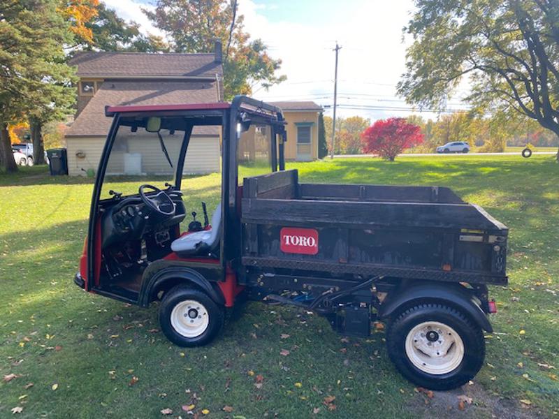 Toro-Workman-3200-Gas-2WD-Utility-Vehicle-9-800×600-1