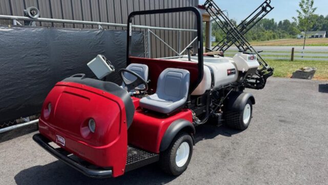 Toro-Workman-3200-Gas-2WD-with-200-Gallon-Sprayer-1-1024×768-1