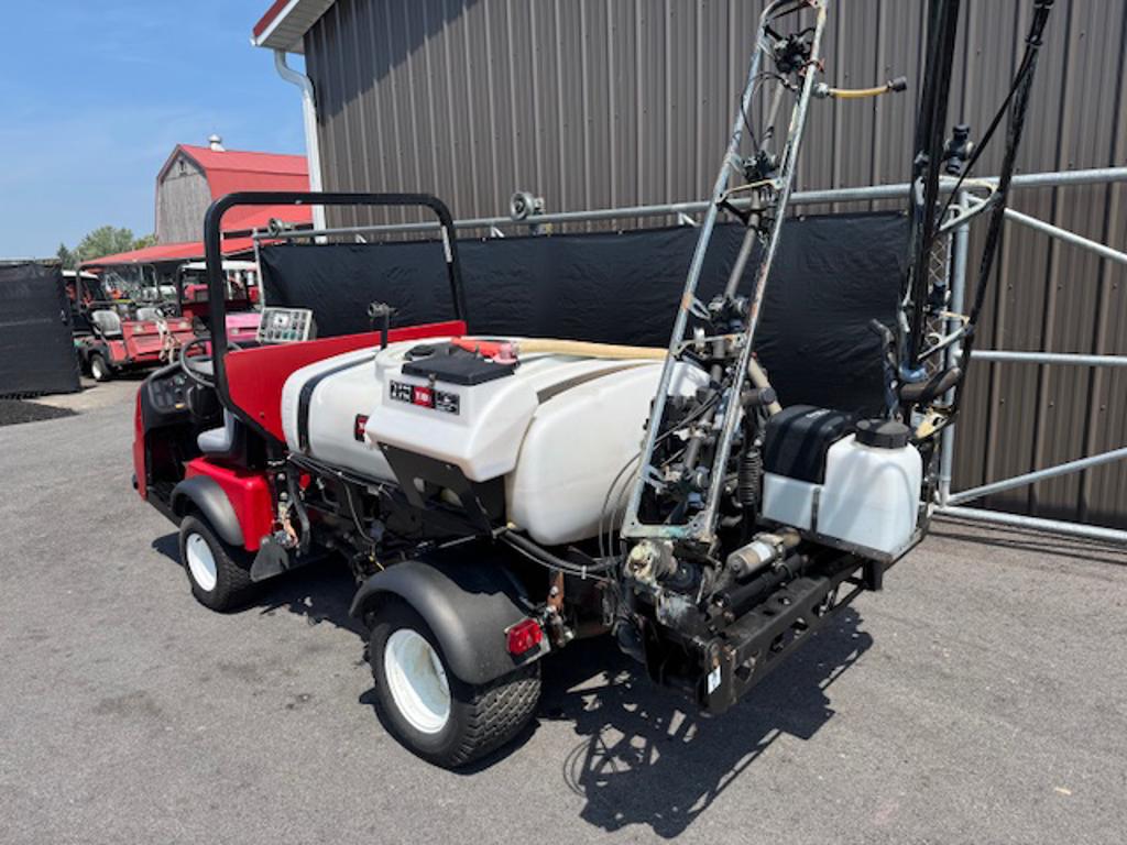 Toro-Workman-3200-Gas-2WD-with-200-Gallon-Sprayer-3-1024×768-1