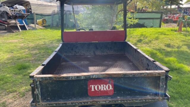 Toro-Workman-3300-Diesel-2WD-Utility-Vehicle-4-800×600-1