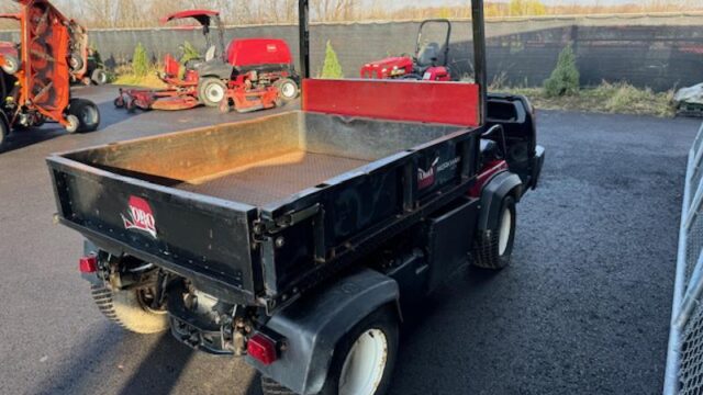 Toro-Workman-HDX-Diesel-4WD-Utility-Vehicle-1-800×600-1
