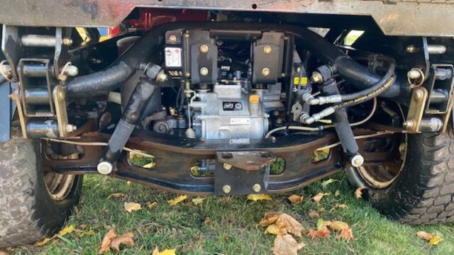 Toro-Workman-HDX-Gas-2WD-Utility-Vehicle-5-800×600-1