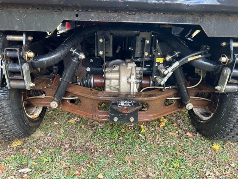 Toro-Workman-HDX-Gas-Auto-2WD-Utility-Vehicle-8-800×600-1