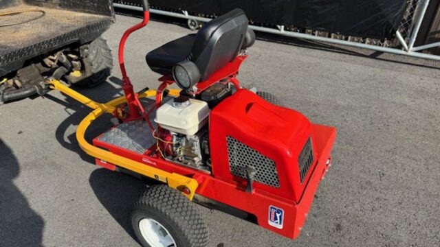 Tru-Turf-R52-11TC-Greens-Roller-2-1024×768-1