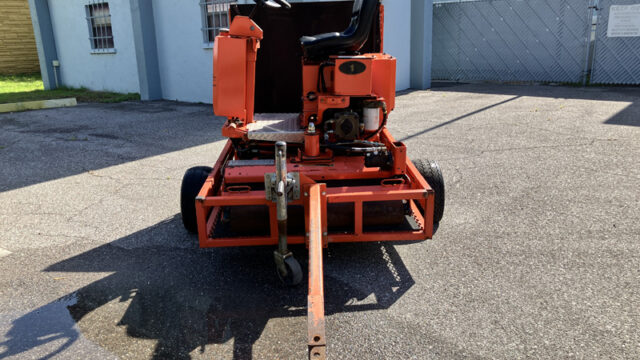 2019_Salsco_Used_Greens_Roller_Statewide_Turf_Equipment_350S-067-3